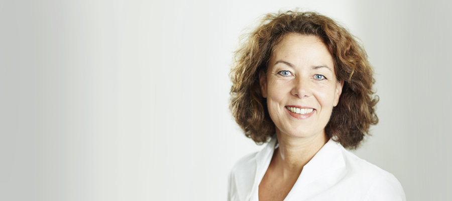 Frau Ada Knost-Stange